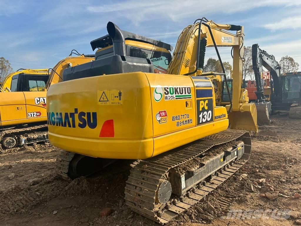 Komatsu PC 130 中型油圧ショベル 7ｔ-12ｔ（ユンボ・パワーショベル・バックホー）