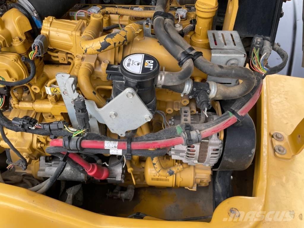 CAT 908M ホイールローダー・タイヤショベル