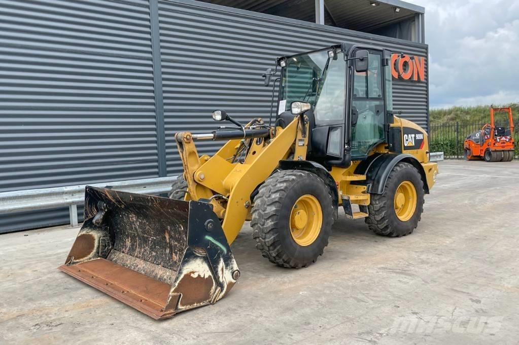 CAT 908M ホイールローダー・タイヤショベル