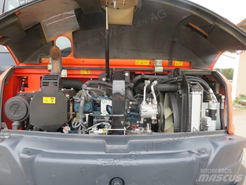 Kubota KX 080-4 ミニ油圧ショベル 7t以下（ミニユンボ・ミニディガー）