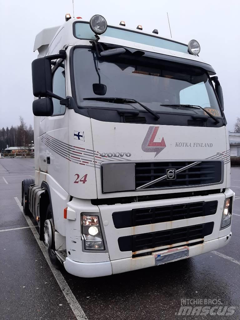 Volvo FH 13 中古トラクターヘッド | トレーラーヘッド