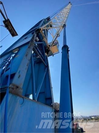 Gottwald HMK 300 E 港湾クレーン