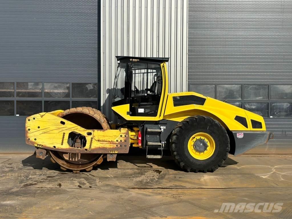 Bomag BW219PDH-5 振動ローラ