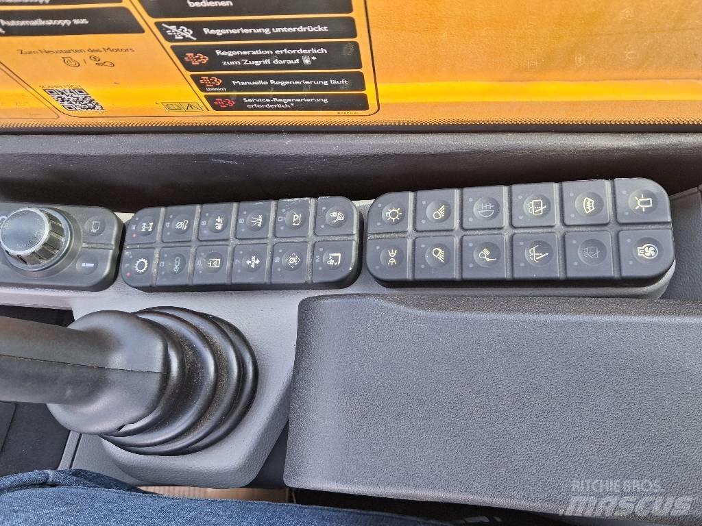 JCB 536-95 Agri Xtra 農業用テレハンドラー