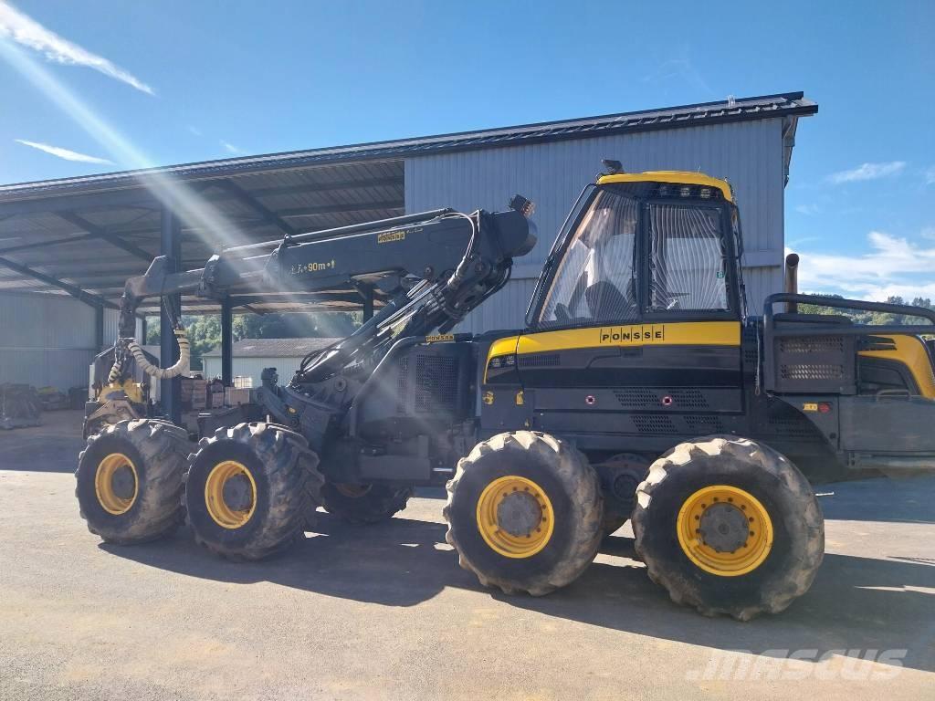 Ponsse BEAR ハーベスター