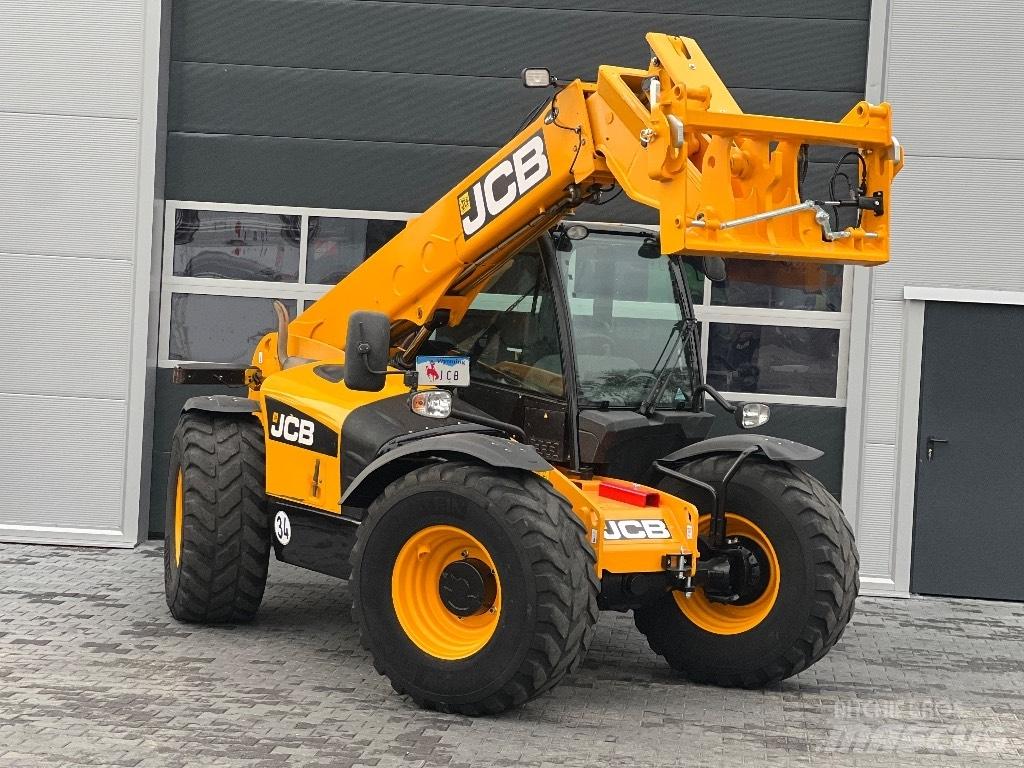 JCB 541-70 Agri Plus テレスコーピックハンドラー