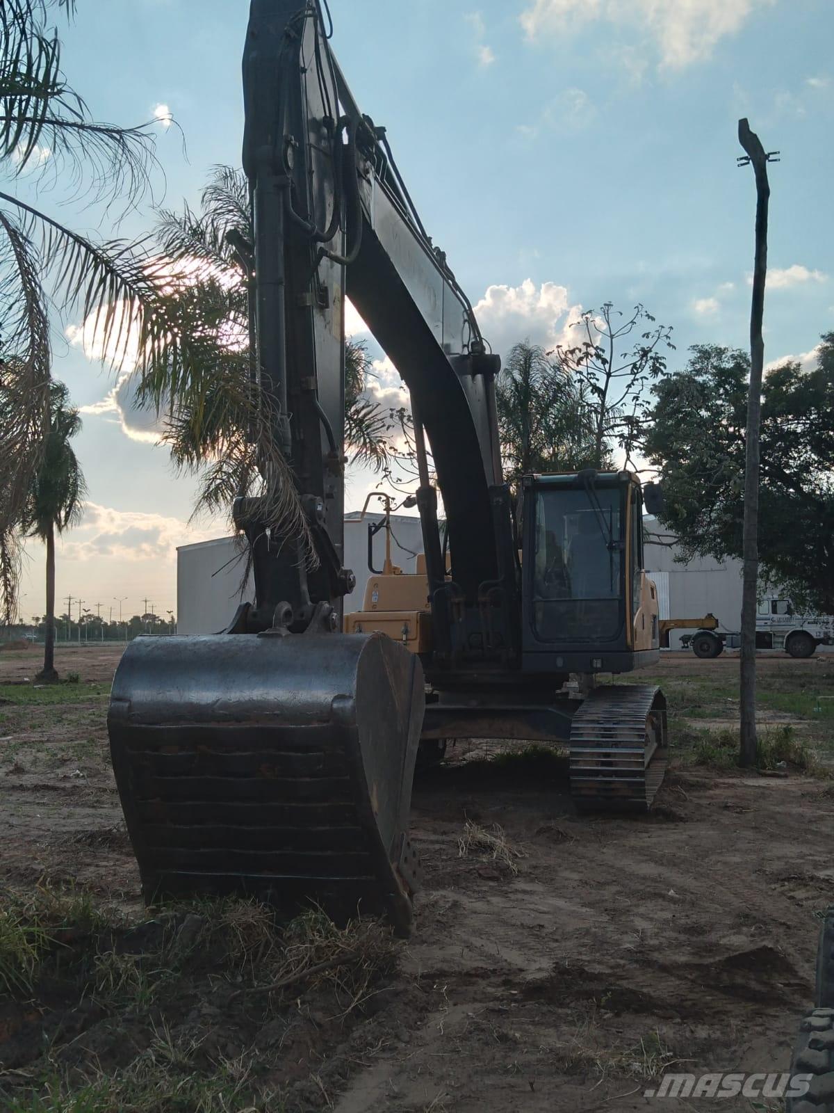 Volvo EC 250 D L 大型油圧ショベル12t以上（パワーショベル・ユンボ）