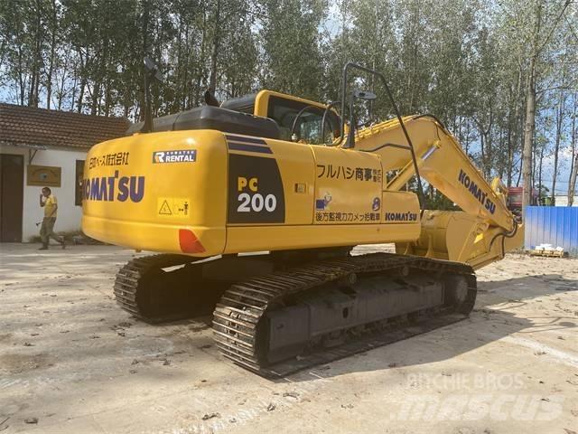 Komatsu PC200-8 大型油圧ショベル12t以上（パワーショベル・ユンボ）