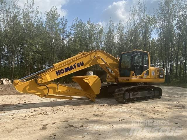 Komatsu PC200-8 大型油圧ショベル12t以上（パワーショベル・ユンボ）