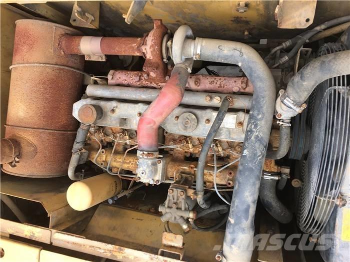 CAT 320 D 大型油圧ショベル12t以上（パワーショベル・ユンボ）