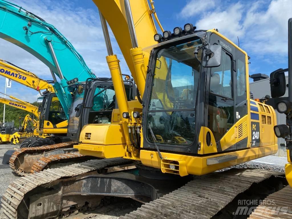 Komatsu PC 240 LC 大型油圧ショベル12t以上（パワーショベル・ユンボ）