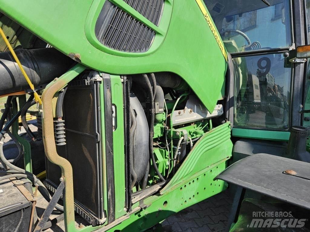 John Deere 6530 トラクター