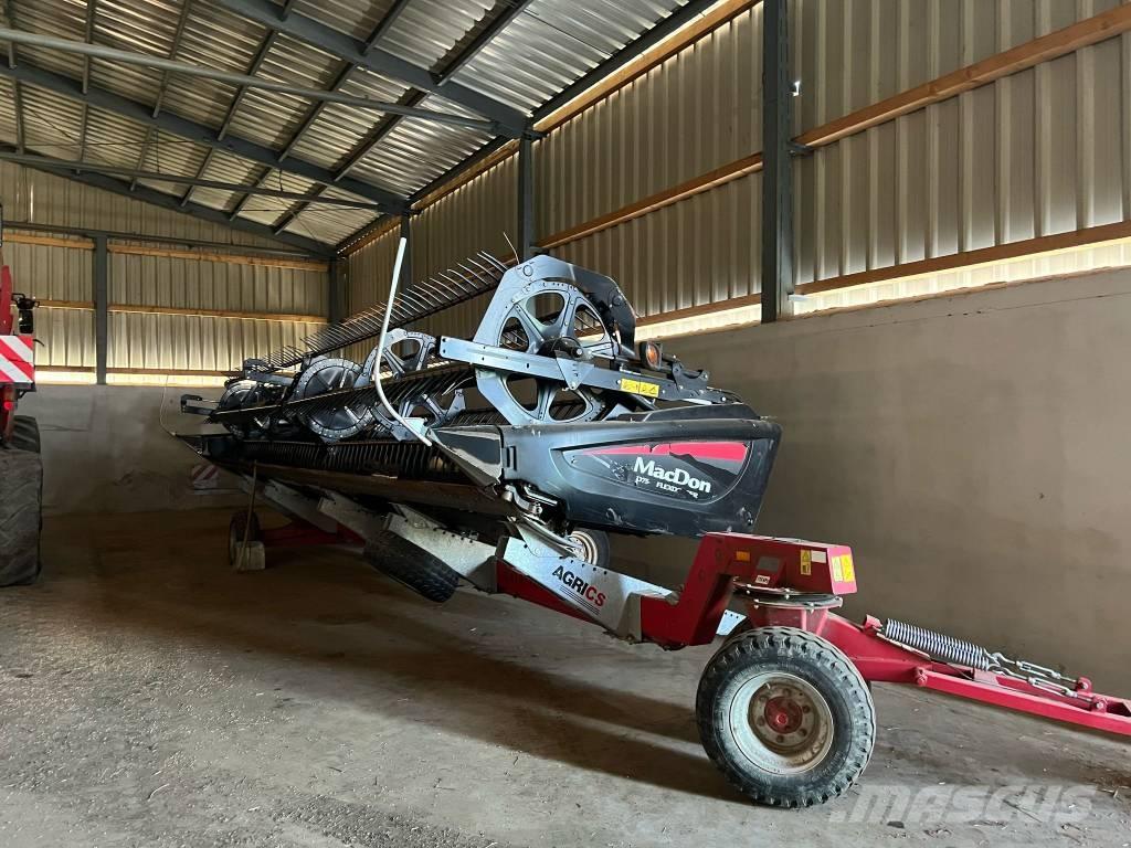 MacDon FD 75 コンバイン・ハーベスター・ヘッド