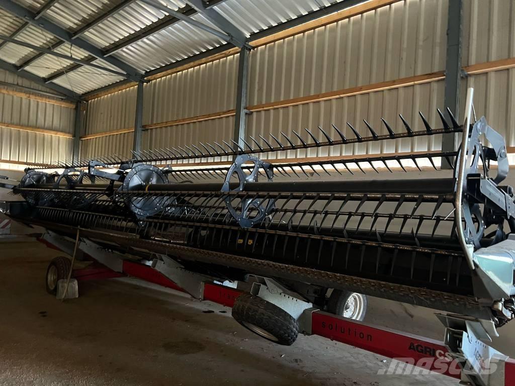 MacDon FD 75 コンバイン・ハーベスター・ヘッド