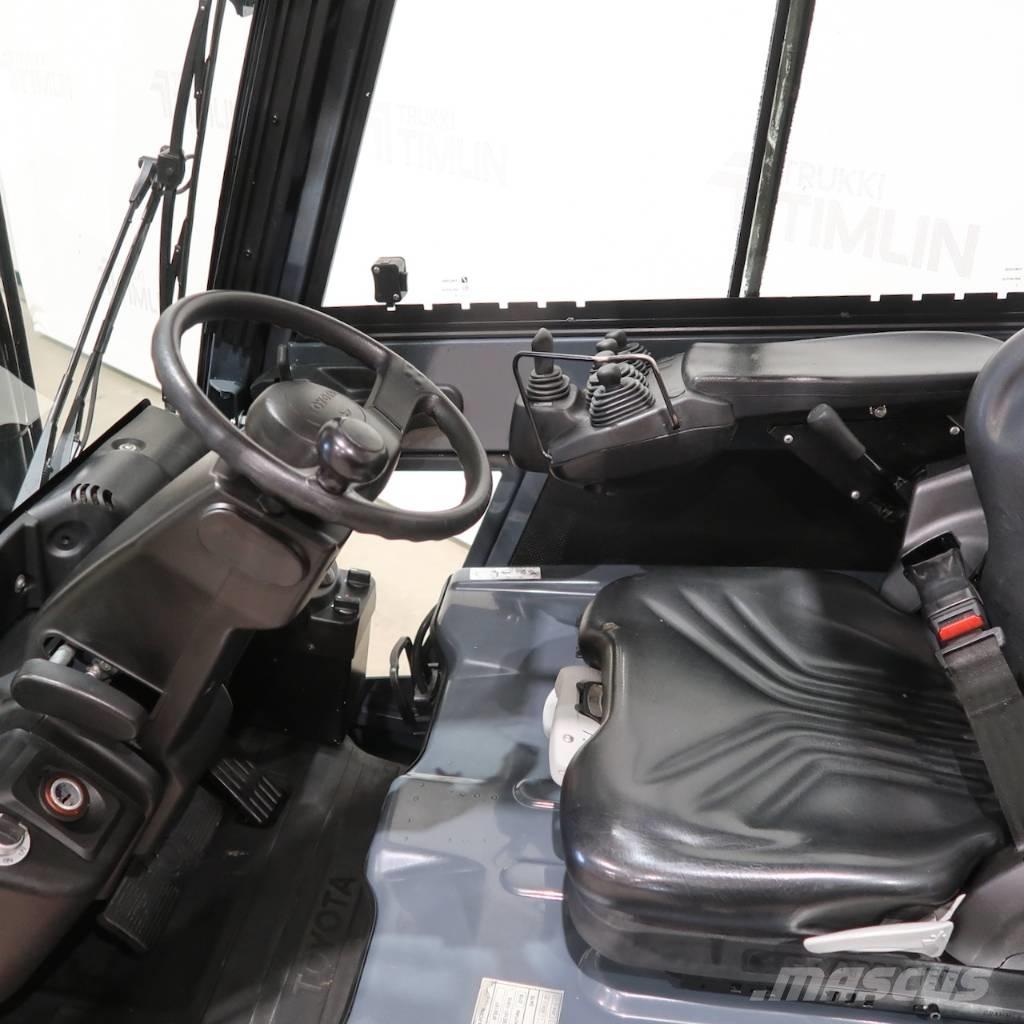 Toyota 8FBE18T バッテリーフォークリフト