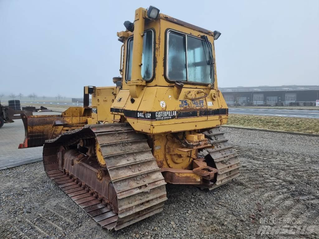 CAT D 4 H ブルドーザー