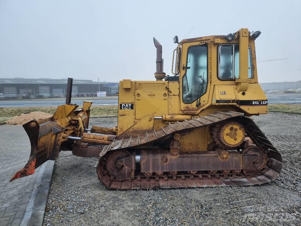 CAT D 4 H ブルドーザー