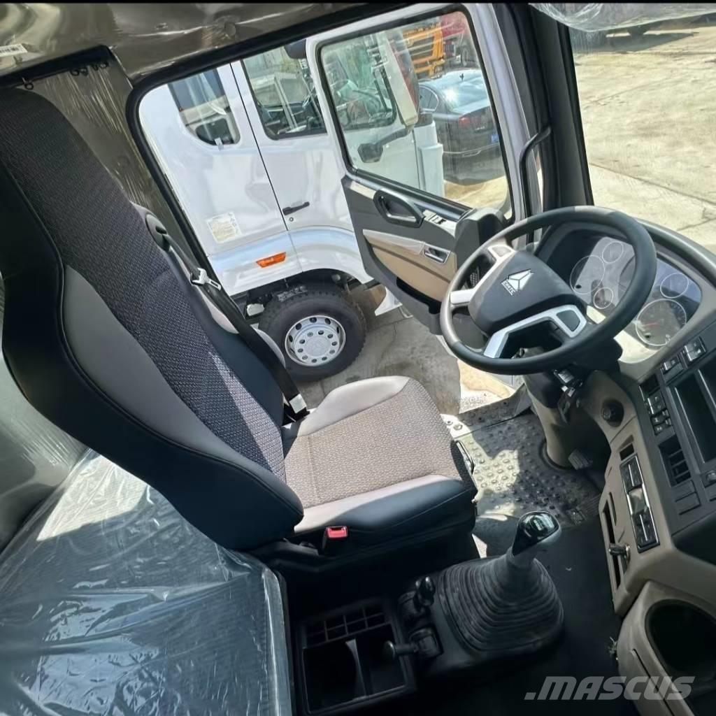 Howo 371 8x4 ダンプ