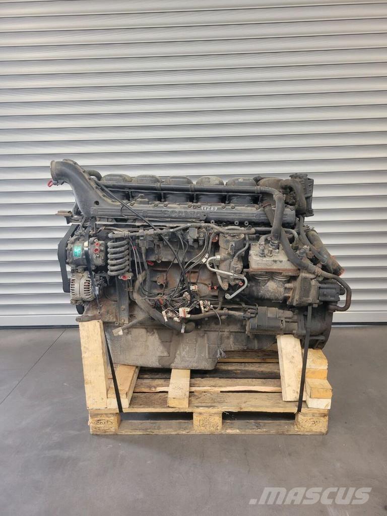 Scania DC12 340 エンジン