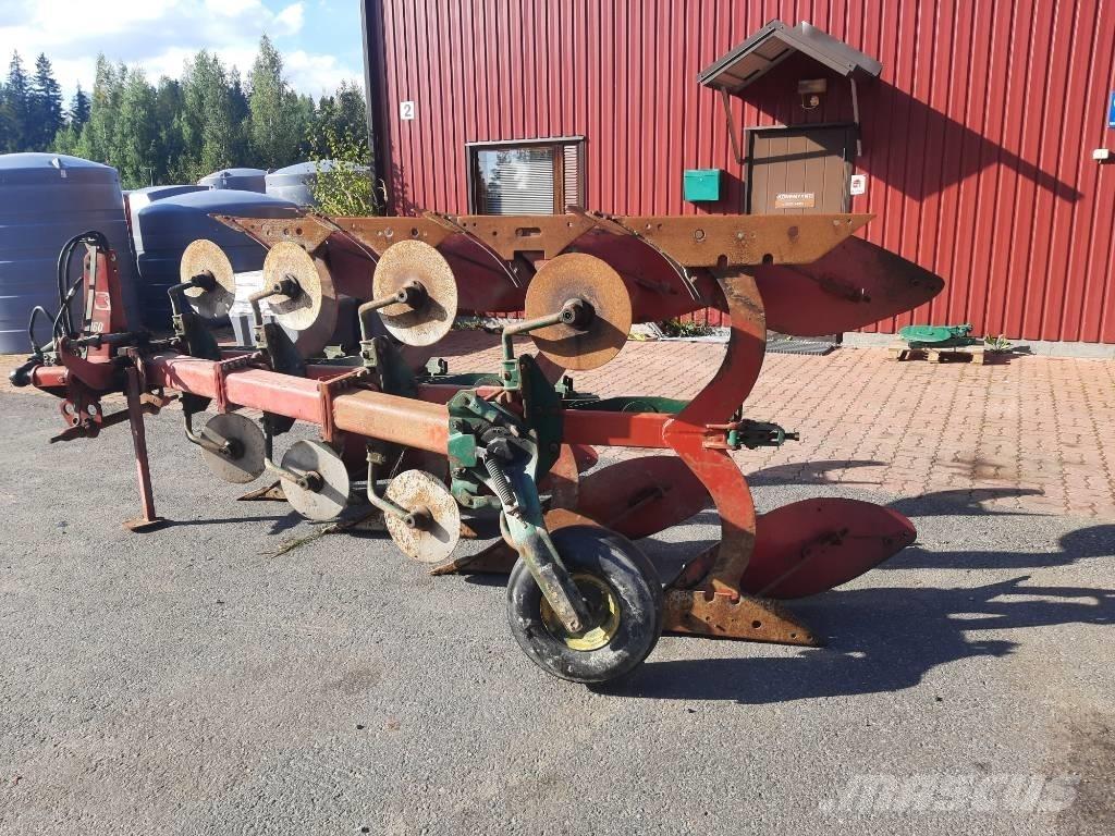 Kverneland E160 4x16 リバーシブルプラウ