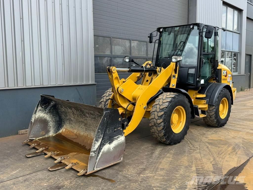 CAT 908M ホイールローダー・タイヤショベル