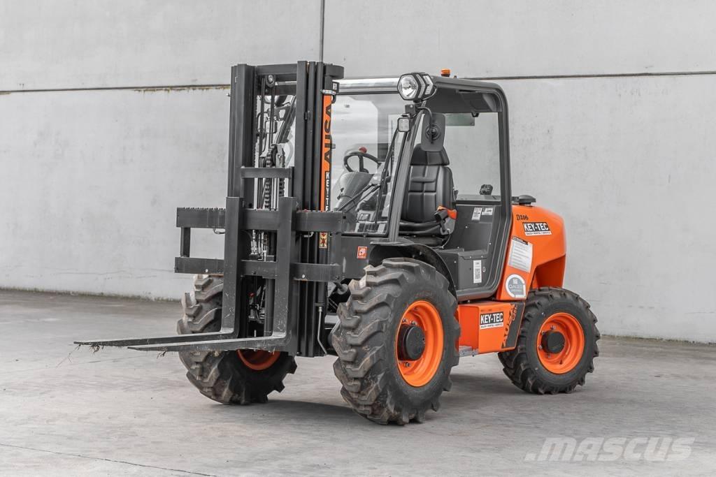 Ausa C 251 H x4 ディーゼル・軽油