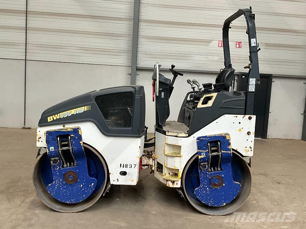 Bomag BW 135 AD-5 タンデムローラ