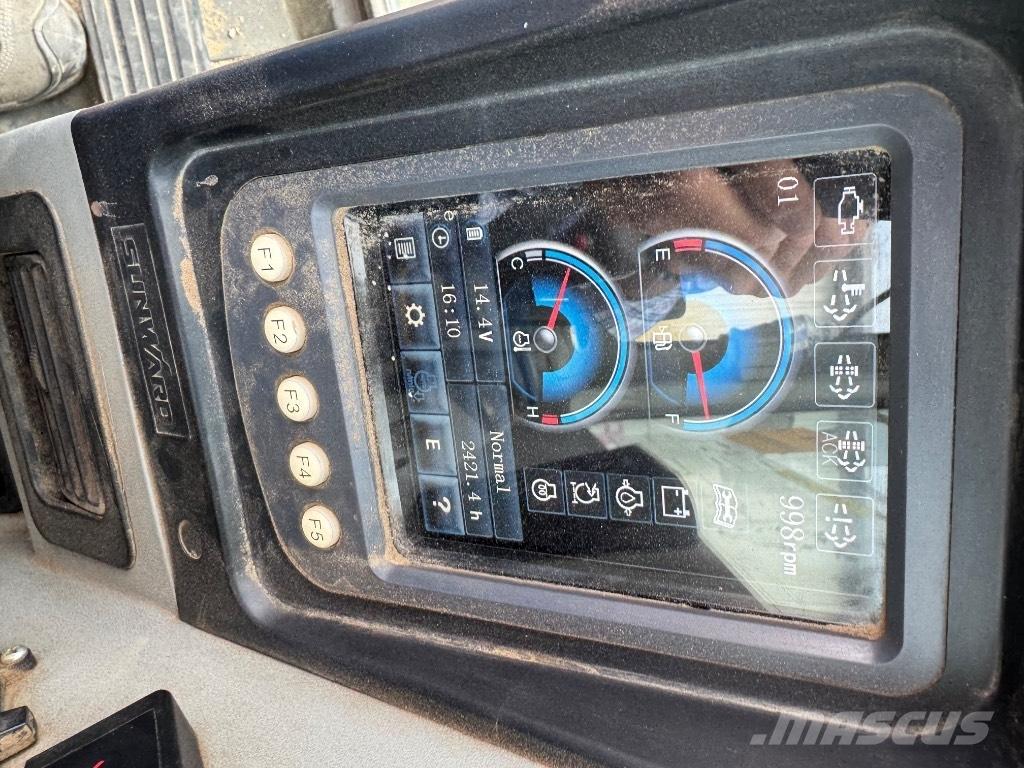 Sunward SWE90UF 中型油圧ショベル 7ｔ-12ｔ（ユンボ・パワーショベル・バックホー）