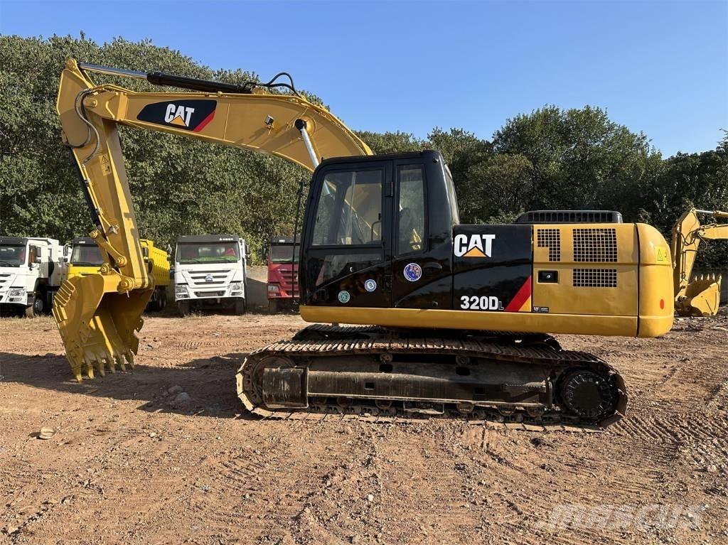 CAT 320D 大型油圧ショベル12t以上（パワーショベル・ユンボ）