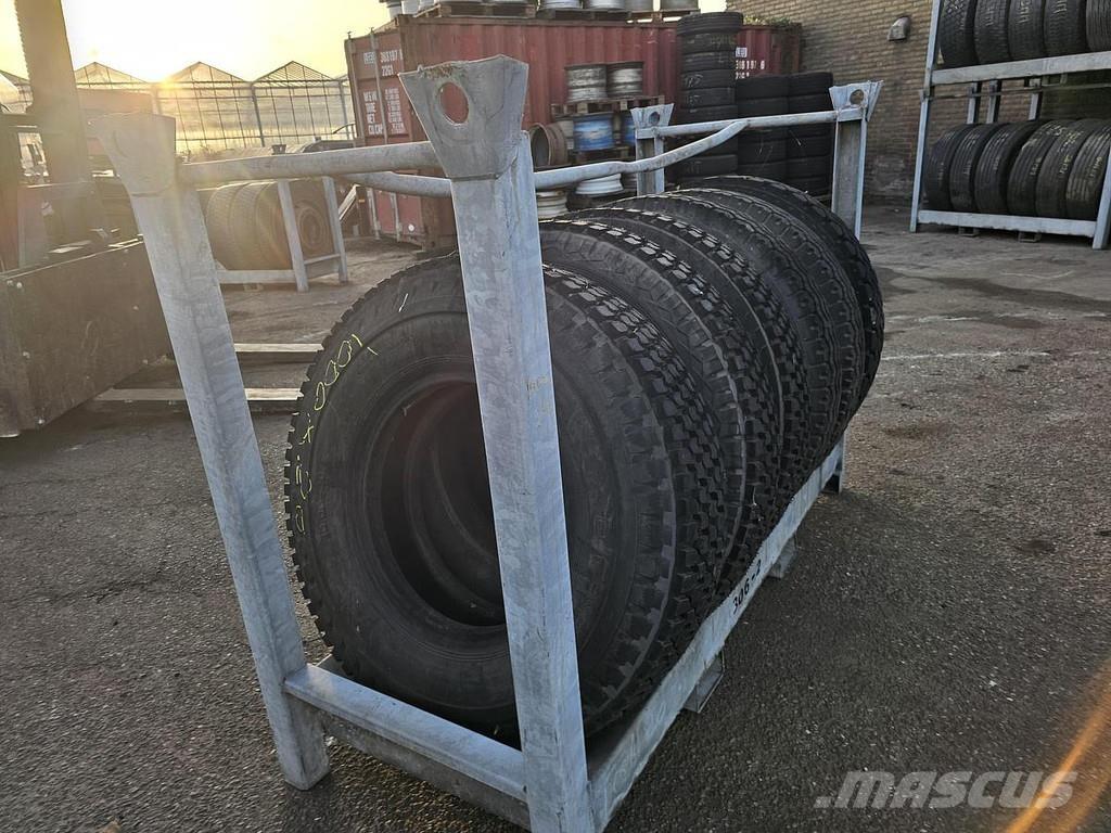  Several 1000 X 20 スケルタルトレーラー