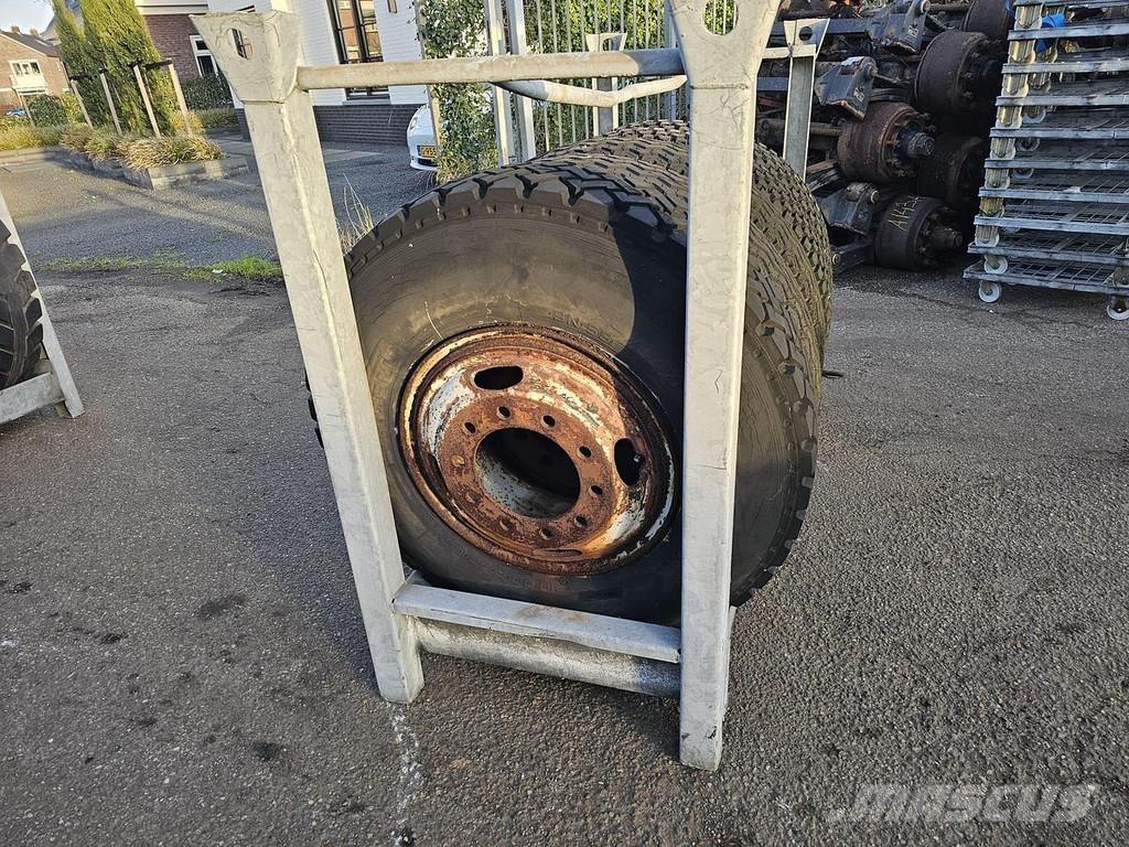  Several 1000 X 20 スケルタルトレーラー