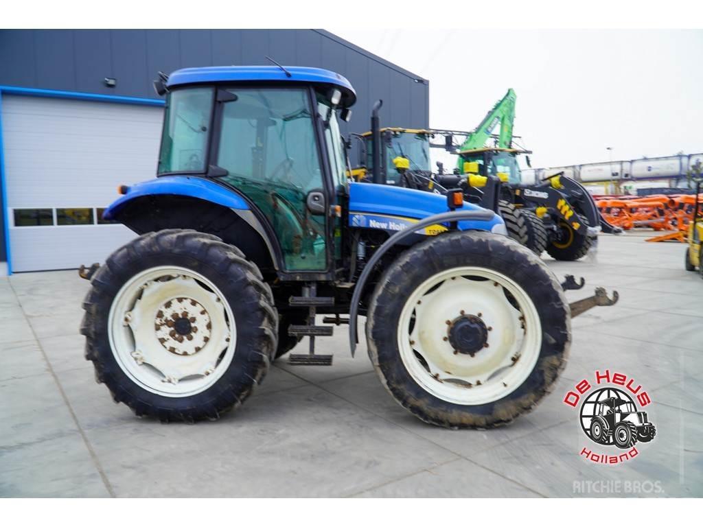 New Holland TD95D トラクター