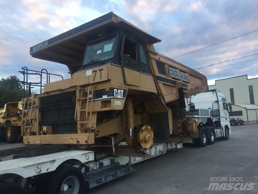 CAT 773E リジットフレーム式ダンプトラック