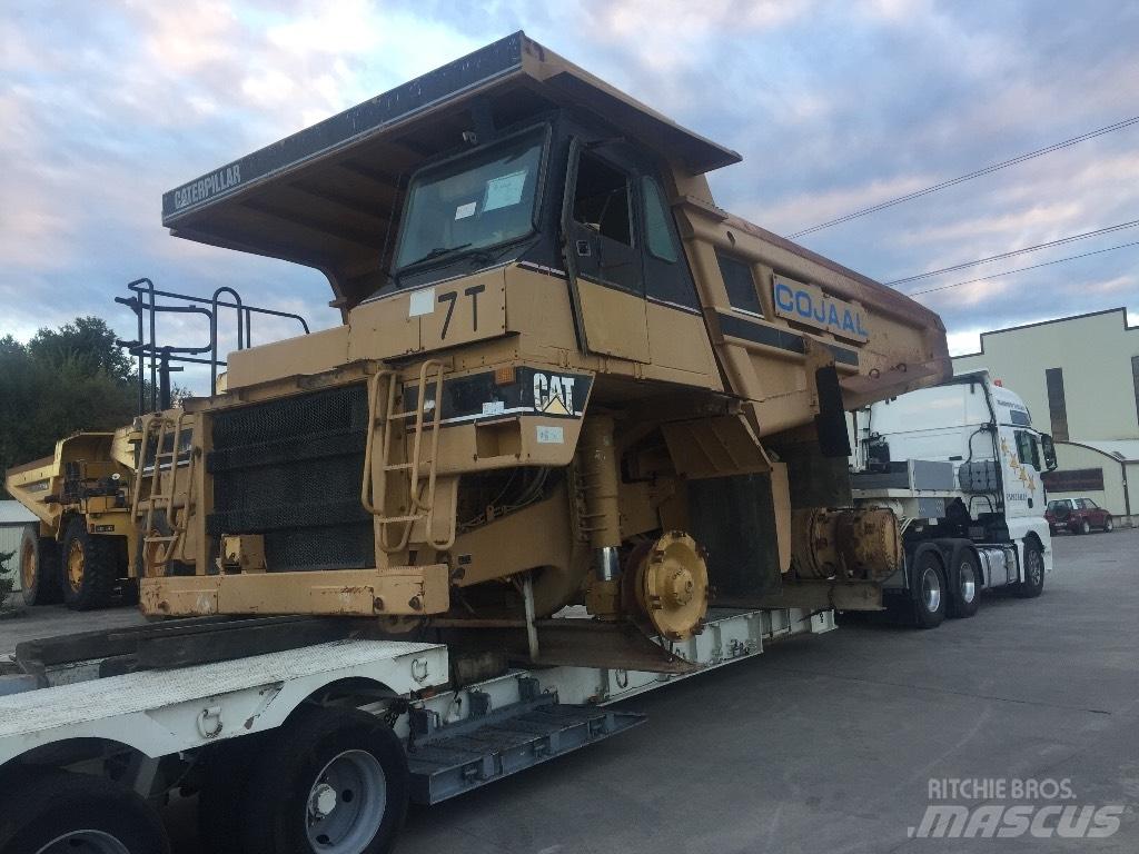 CAT 773E リジットフレーム式ダンプトラック