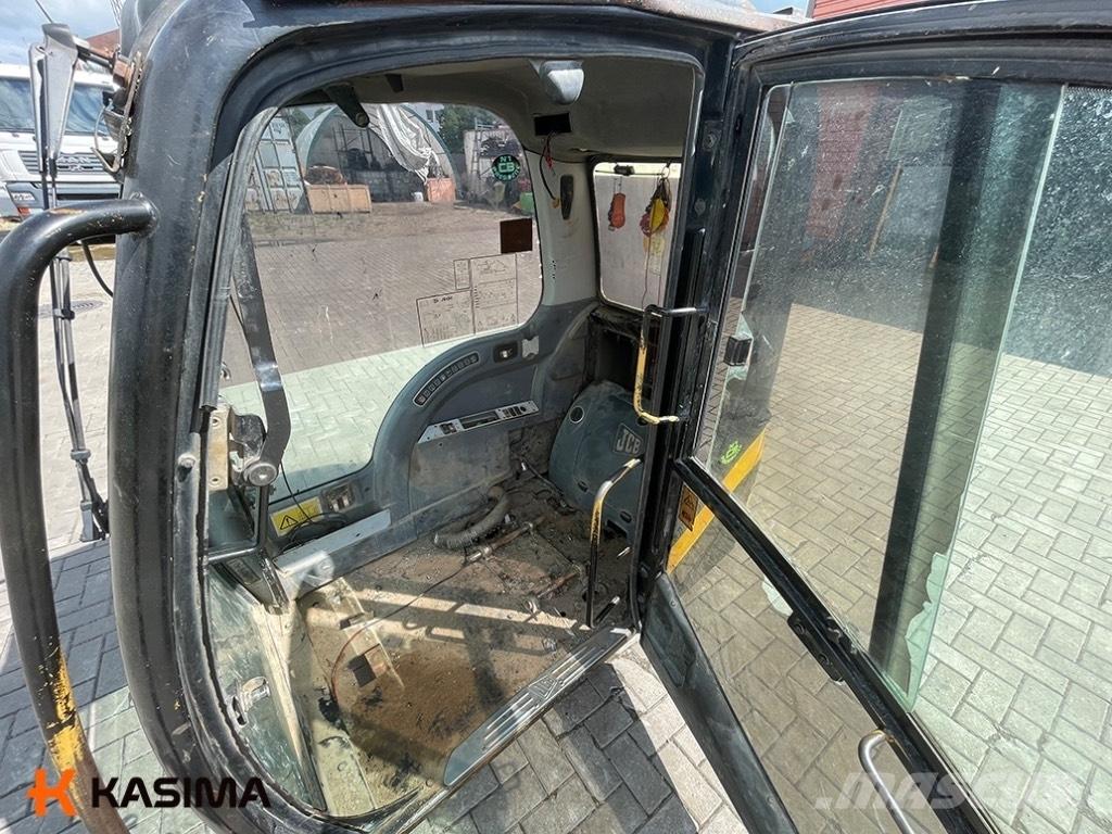 JCB JS130 Cabin キャビン及び内装