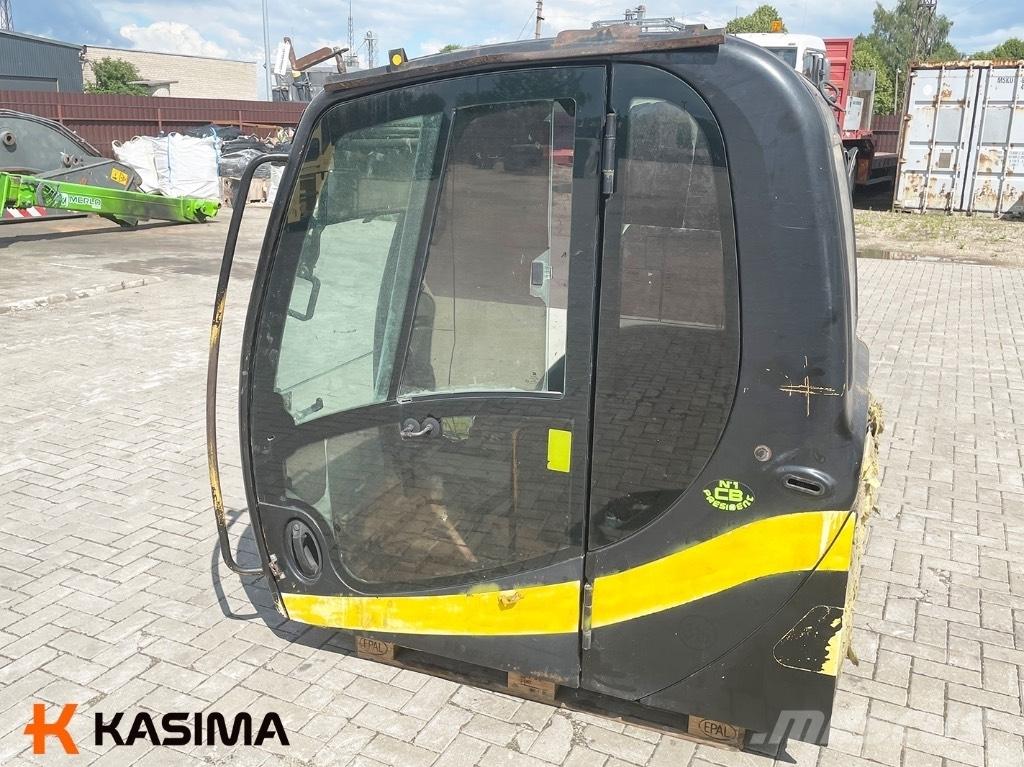 JCB JS130 Cabin キャビン及び内装