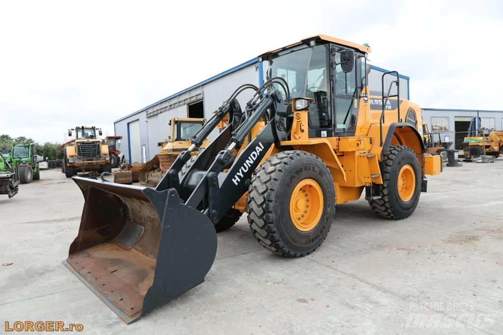 Hyundai HL 955 A ホイールローダー・タイヤショベル