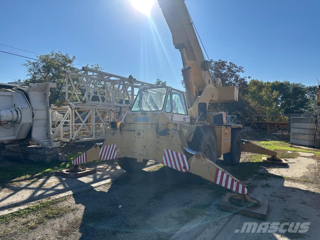 Locatelli Gril 168 F オールテレーンクレーン