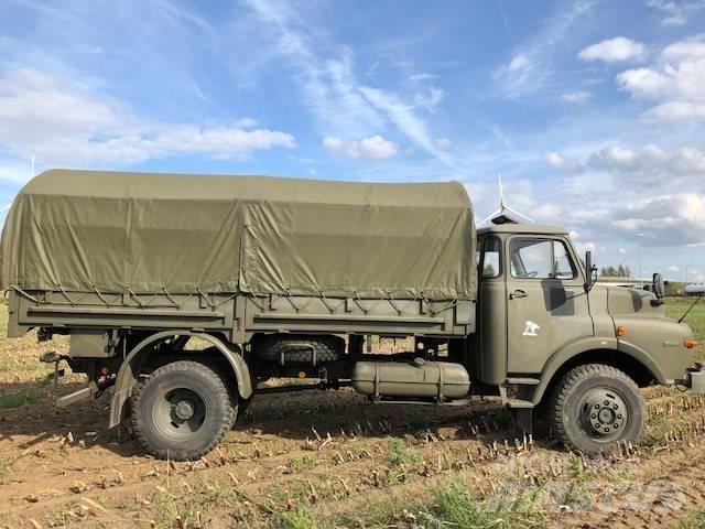 MAN 11-136 4T 4x4 ボックスボディー、ウイング、箱車