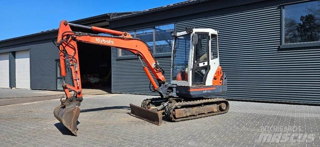 Kubota KX 101 - 3 ミニ油圧ショベル 7t以下（ミニユンボ・ミニディガー）