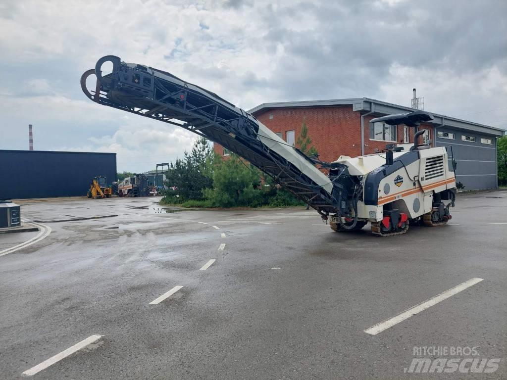 Wirtgen W 100 F アスファルトコールドミリングマシーン