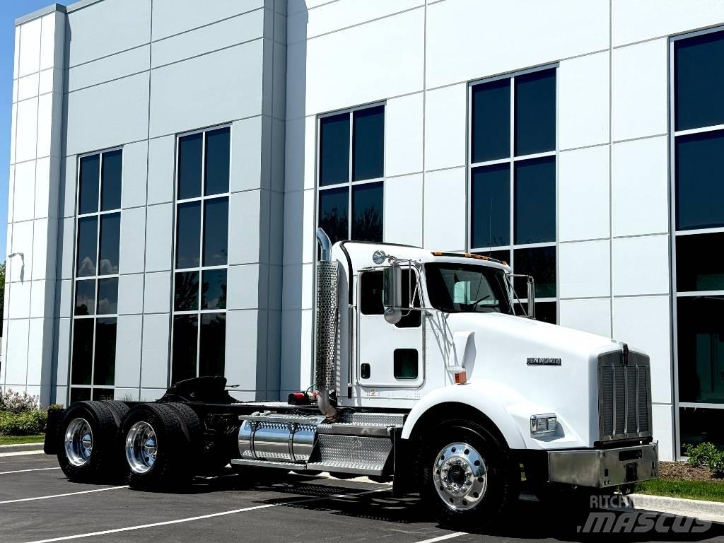 Kenworth T800 中古トラクターヘッド | トレーラーヘッド