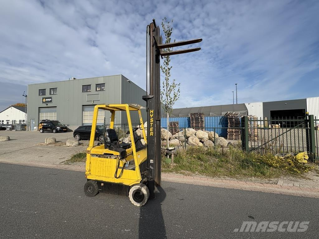 Hyster 1.50 xm バッテリーフォークリフト