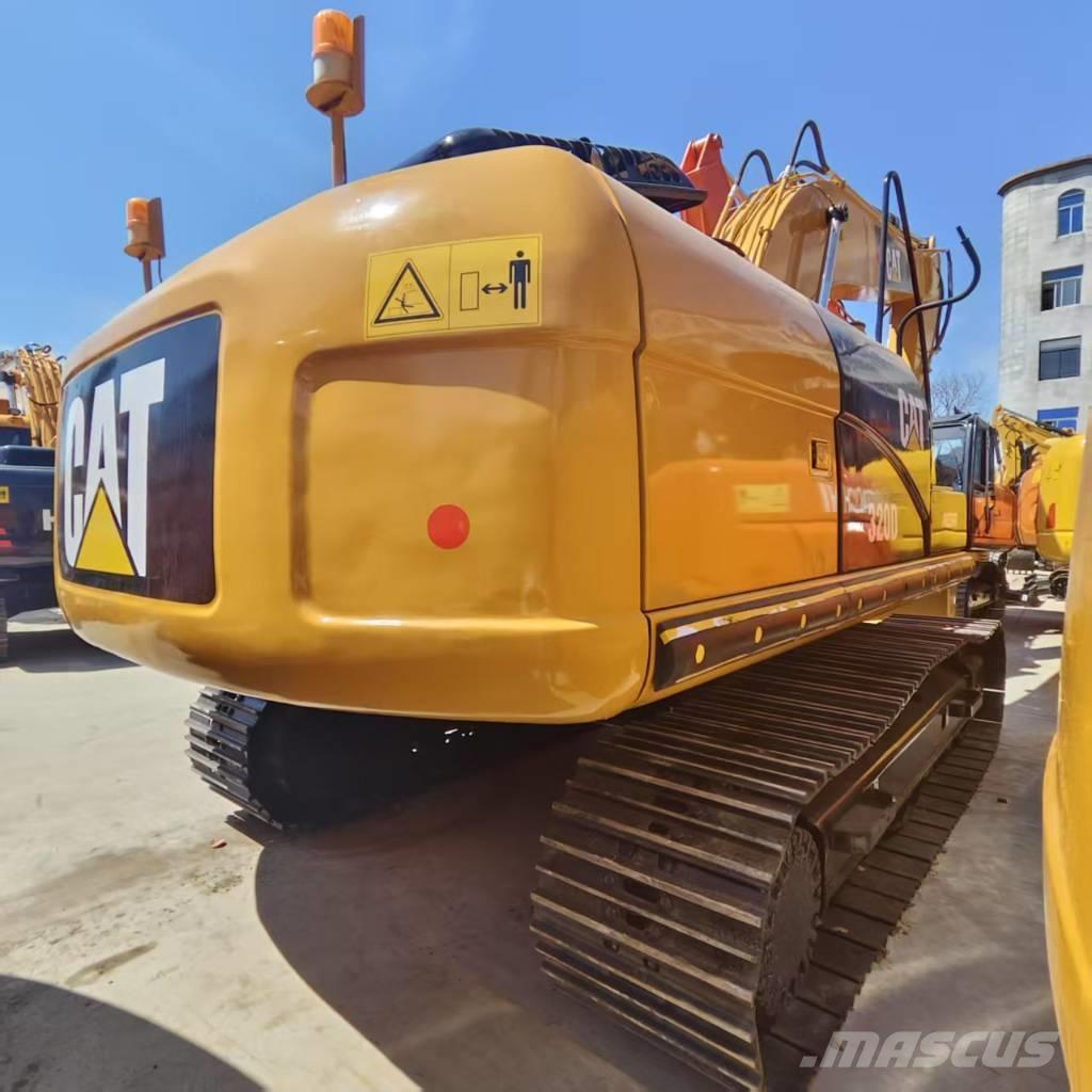 CAT 320 D 大型油圧ショベル12t以上（パワーショベル・ユンボ）