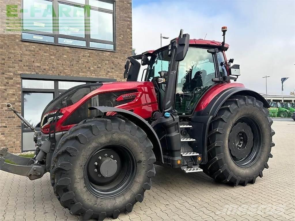 Valtra q265 トラクター