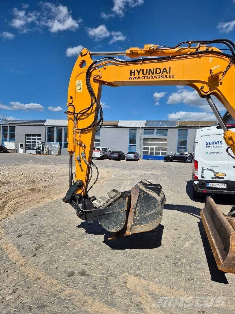 Hyundai R 80 CR-9A 中型油圧ショベル 7ｔ-12ｔ（ユンボ・パワーショベル・バックホー）