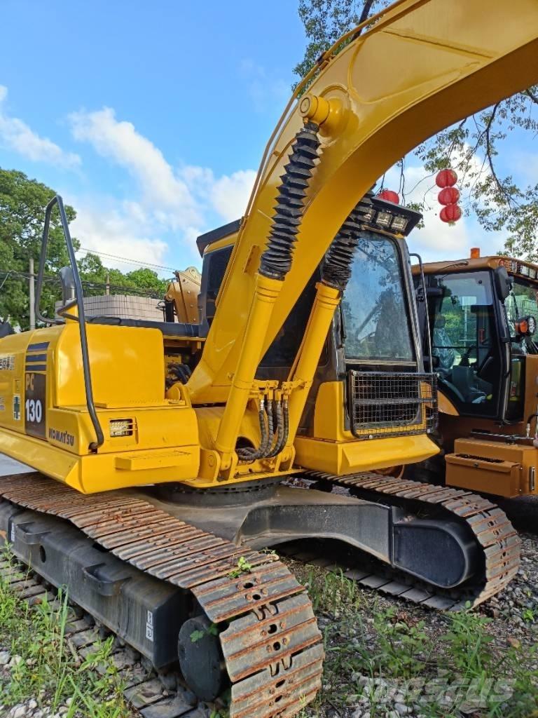 Komatsu PC 130-7 大型油圧ショベル12t以上（パワーショベル・ユンボ）