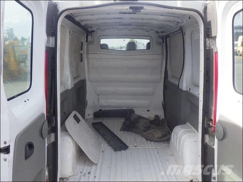 Renault Trafic 2 ボックストラック