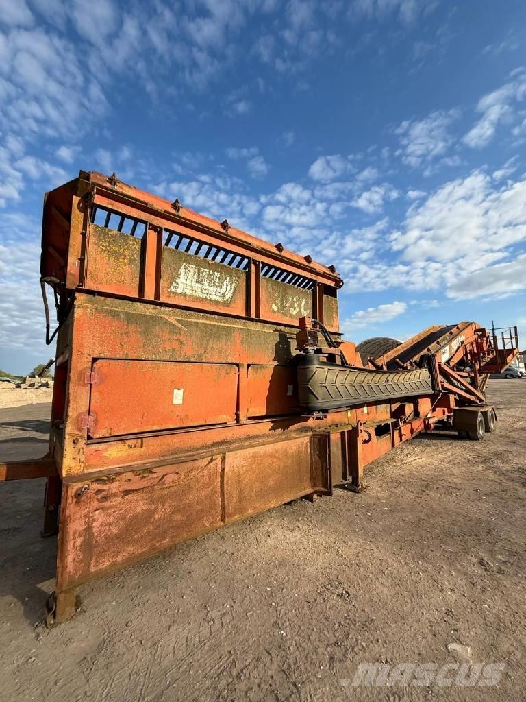 Finlay 393C 自走式スクリーン