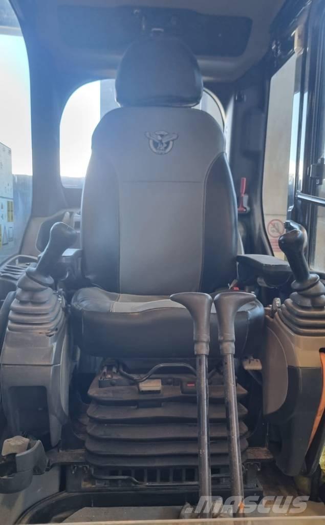 CASE CX 210 D 大型油圧ショベル12t以上（パワーショベル・ユンボ）